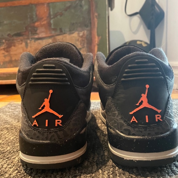 Jordan 3 retro size 8 - Picture 4 of 4